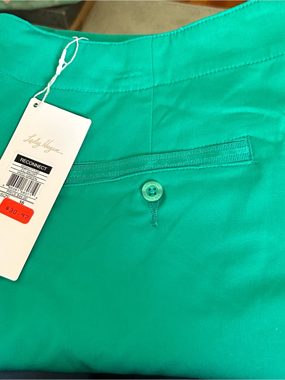 Lady Hagen Vivid Green golf skort
